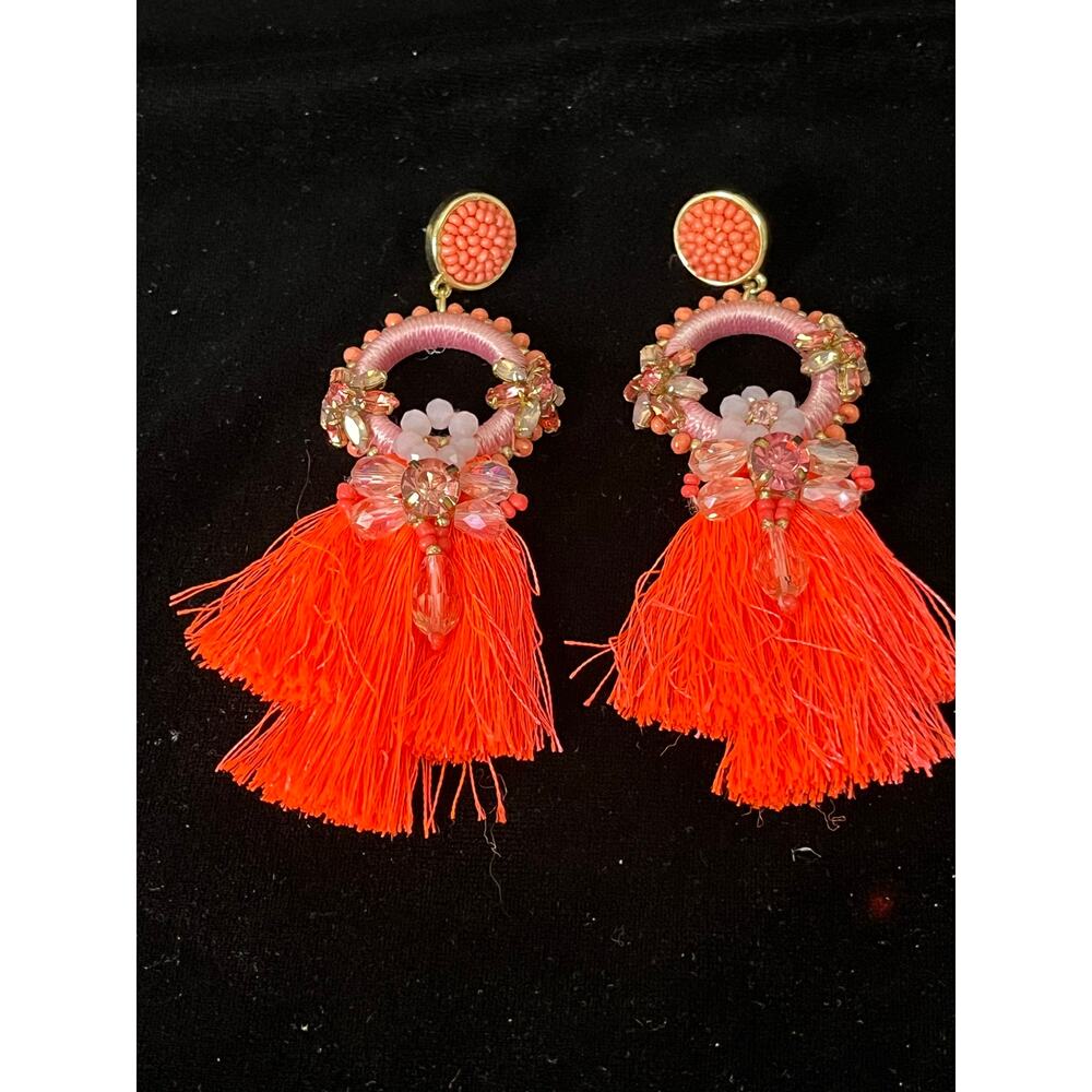 Lilly Pulitzer Paradise Petals Coral Spritz Tassel Earrings 1727